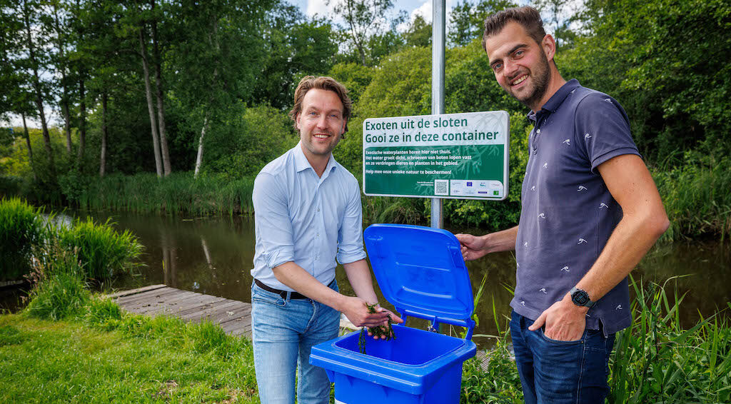 Speciale containers in de Wieden voor invasieve exoten