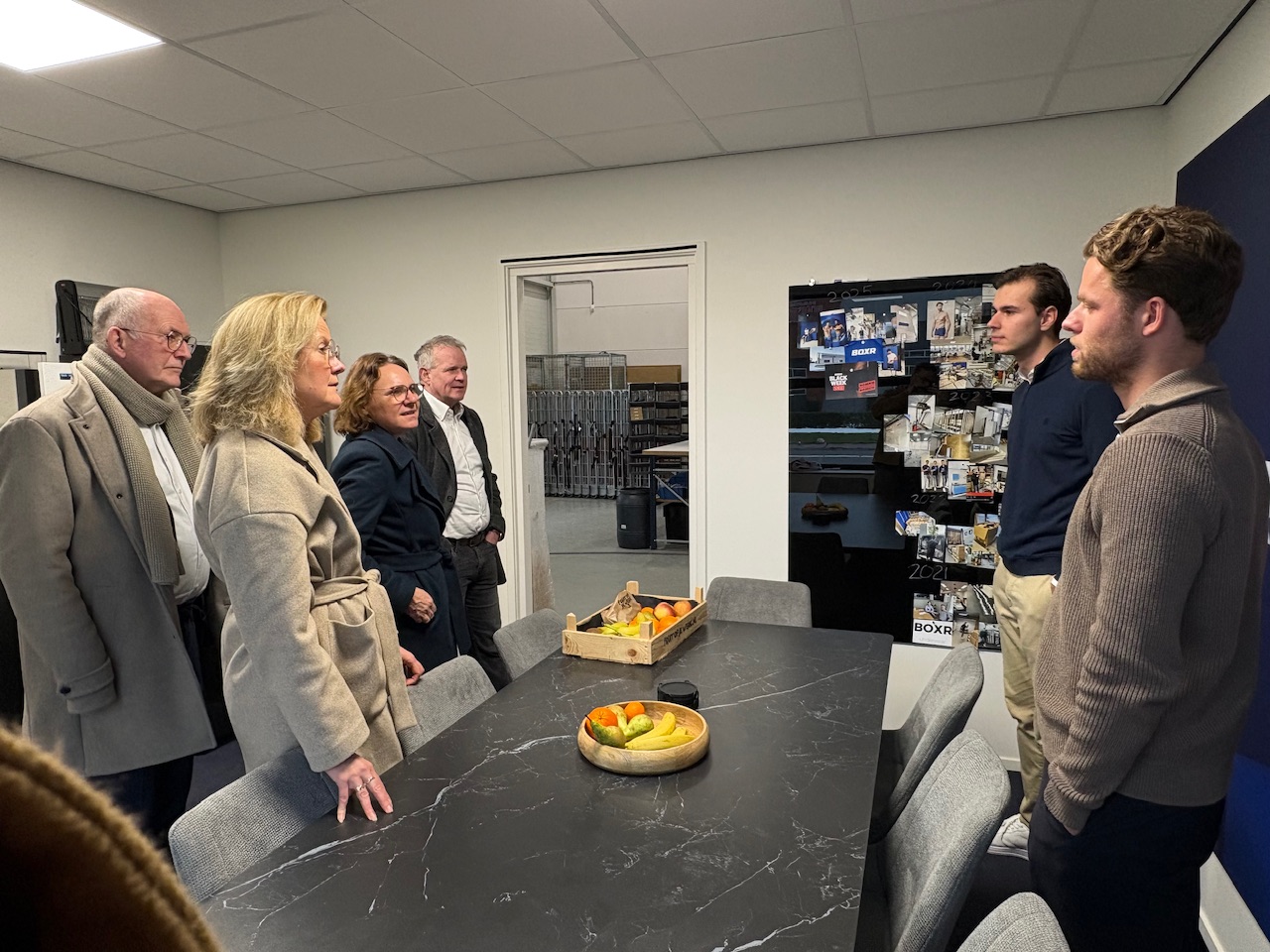 College bezoekt snelgroeiend Boxr op de Kranerweerd